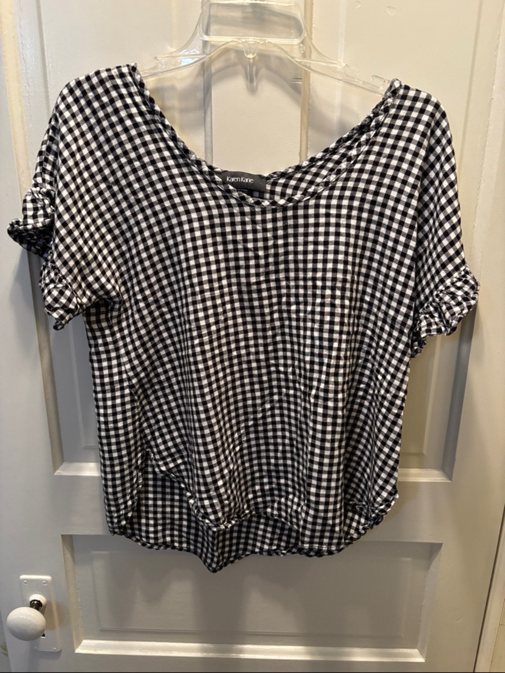 Karen Kane Black and White Gingham Short Sleeve Pullover